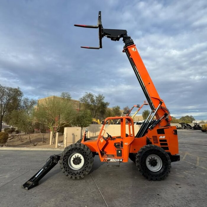 2018 SkyTrak (JLG) 10054