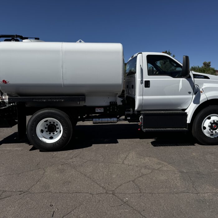 Ford F650 2K Water Truck