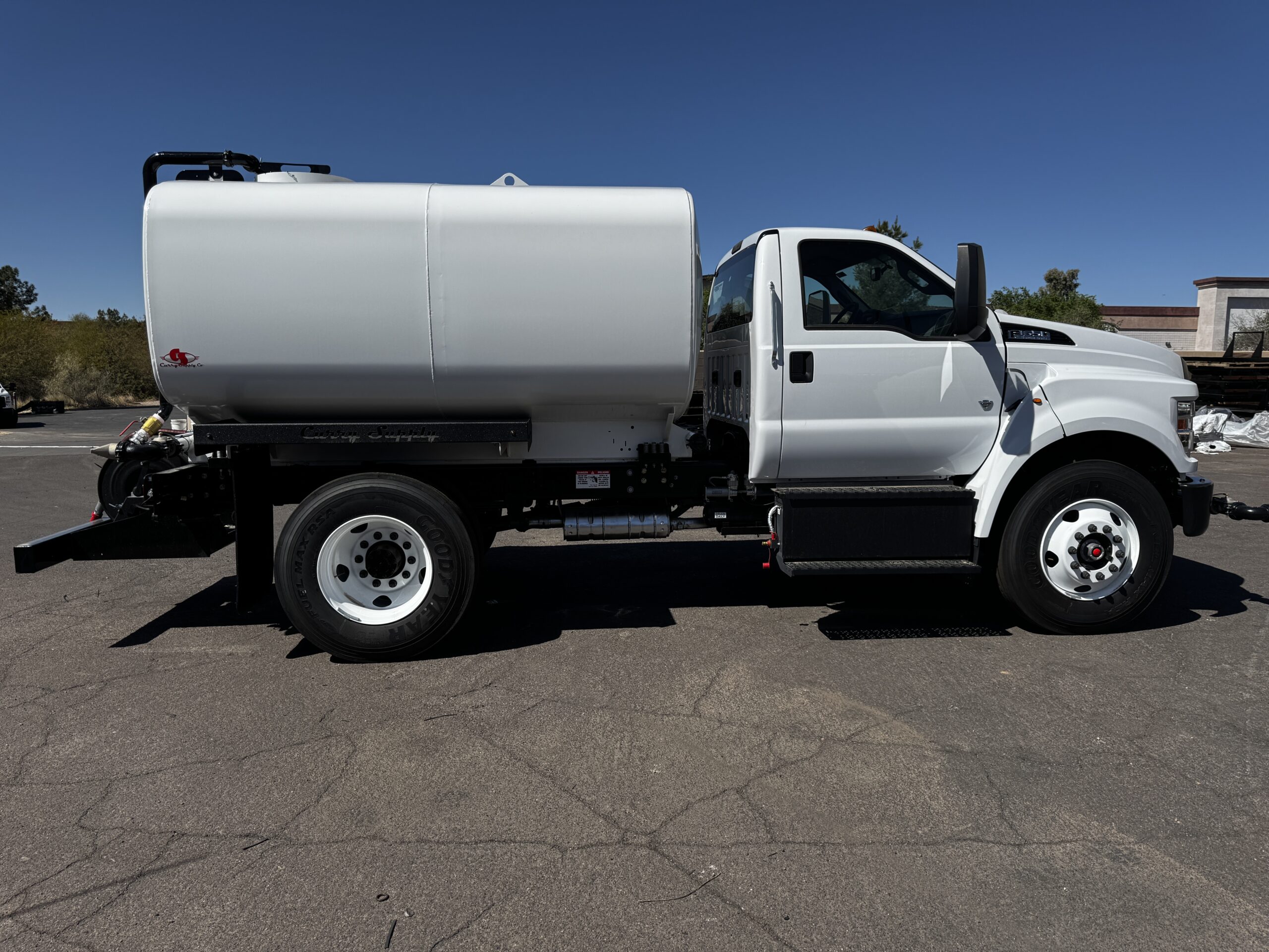 Ford F650 2K Water Truck