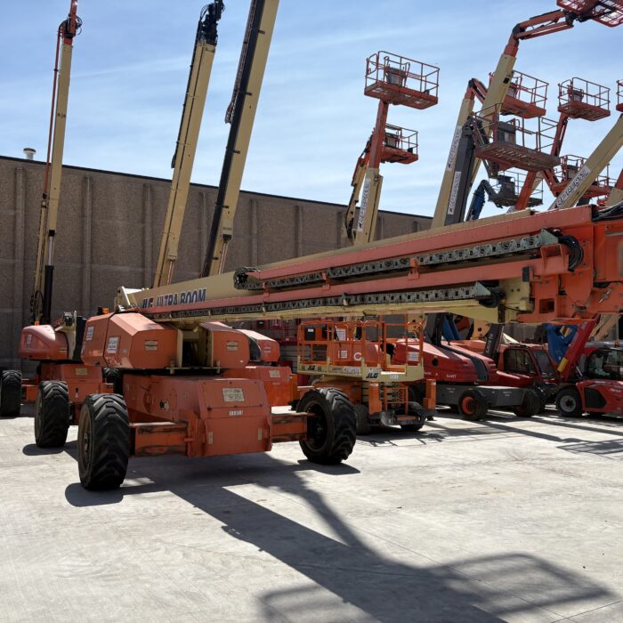 2012 JLG 1350SJP
