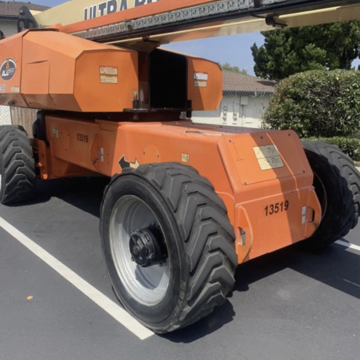 2012 JLG 1350SJP