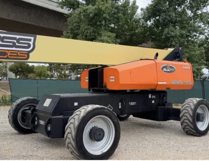 2013 JLG 1500SJP
