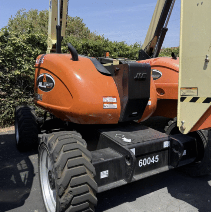 2013 JLG 600AJ