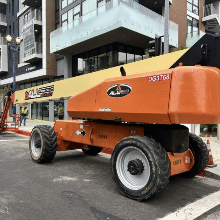 2014 JLG 1350SJP